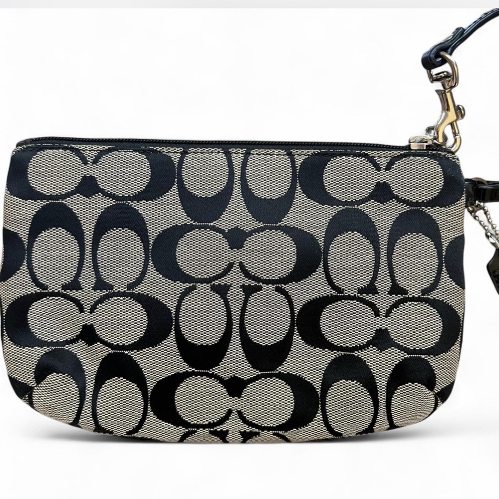 Vintage Coach Black and Grey Monogram Wristlet - Picture 6 of 8